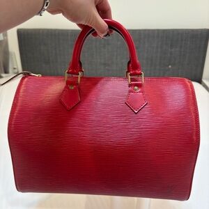 LV Epi Speedy 35 Castillan Red
